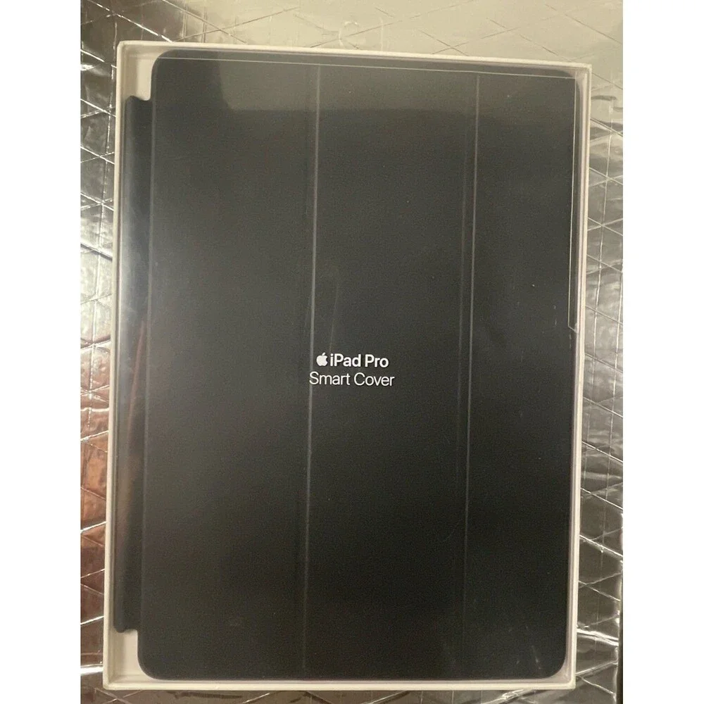 Apple Smart Cover (for 10.5-inch iPad Pro) - Charcoal Gray. New in Box
